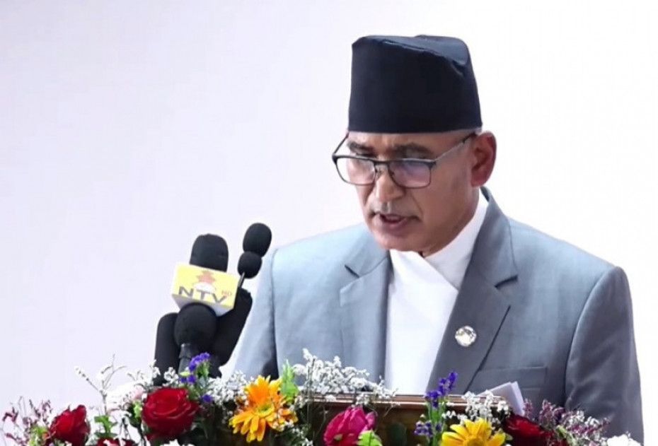 निजामती कर्मचारीकोे सामुहिक दुर्घटना बीमा तथा स्वास्थ्य बीमा प्रिमियमबापतको रकम नेपाल सरकारले व्यहोर्ने