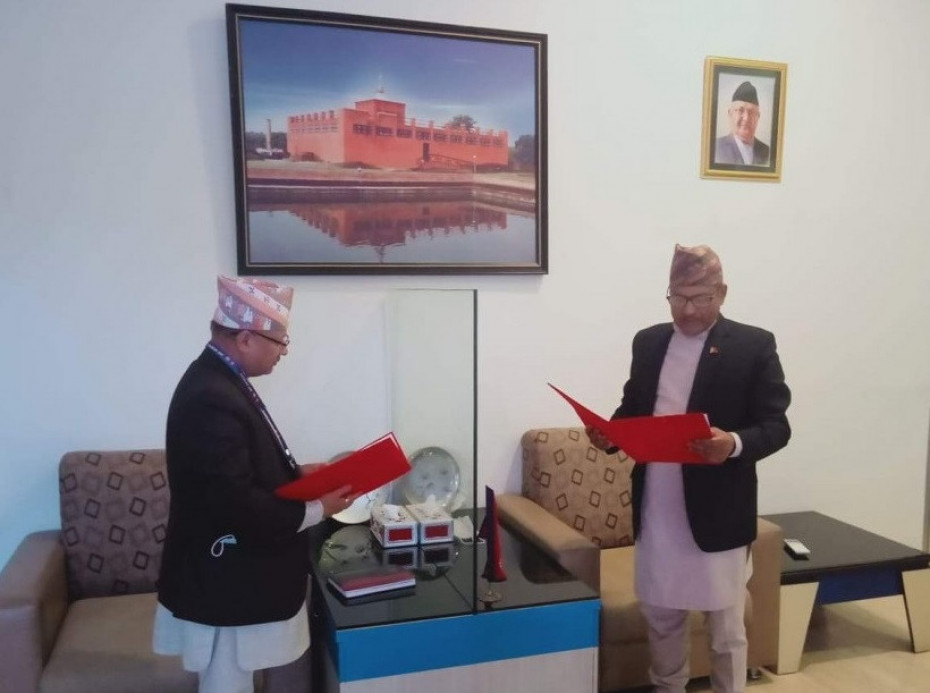 राष्ट्रिय वाणिज्य बैंकका नवनियुक्त अध्यक्ष पुडासैनीद्वारा सपथ ग्रहण