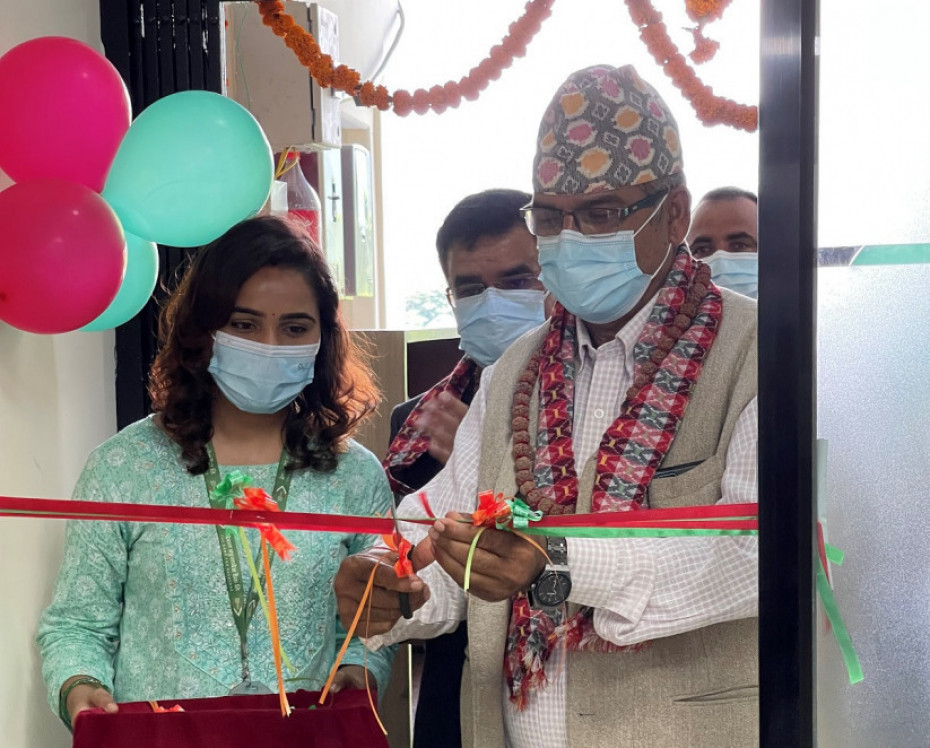 नेपाल बंगलादेश बैंकद्वारा मोरङको बुधबारे बजारमा विस्तारित सेवा केन्द्र सञ्चालन
