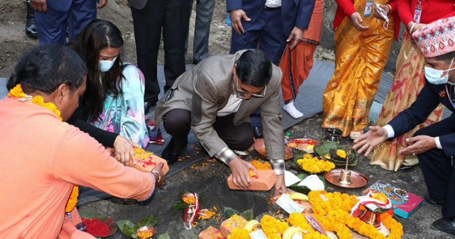 बीमा समितिको नयाँ भवनको शिलान्यास 
