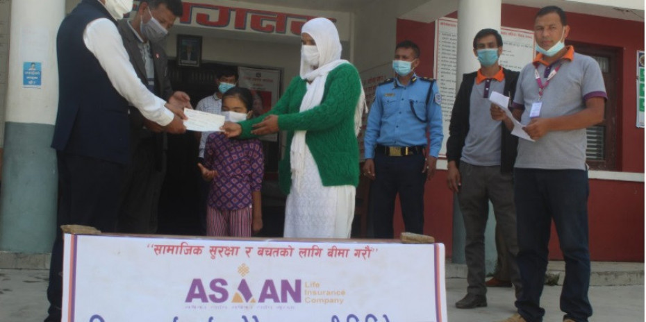 एशियन लाइफद्वारा  रु. २१ लाख दाबी भुक्तानी